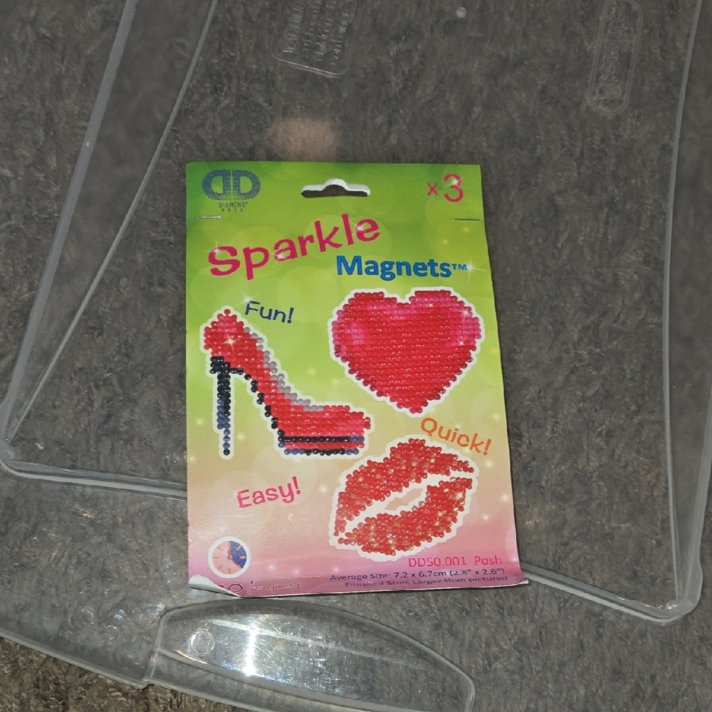 Diamond Dotz Sparkle Magnets Set with Heart, Shoe, and Lips